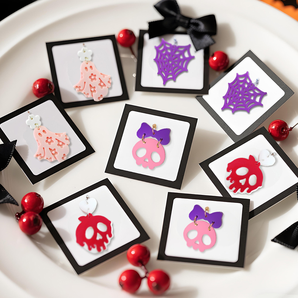 Gothic Earring Silicone Mold D - огляд і ціна Cosplay Bat Prop